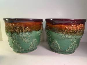 lot 216 image: Pair of R.R.P. Roseville Co. Planters