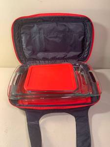 lot 223 image: Three Piece Pyrex Casserole Dishes With Insulated Case