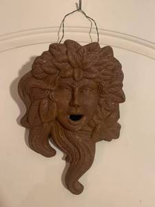 lot 224 image: Terracotta Face Wall PocketPlanter