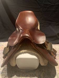 lot 270 image: English Saddle