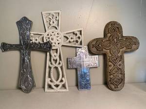 lot 277 image: Four Decorative Crosses