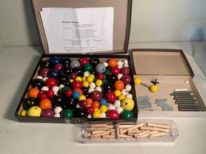 lot 278 image: Molecular Model Set
