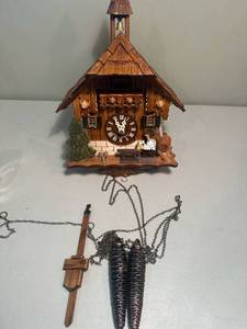lot 323 image: Black Forest cuckoo clock Germany