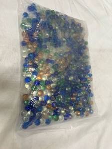 lot 3426 image: Bag of Marbles
