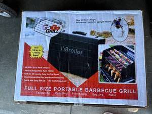 lot 4221 image: GoGo Grill Full Size Portable Barbecue Grill