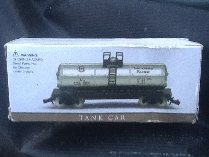 lot 158 image: Lot of 10 small train car tanker