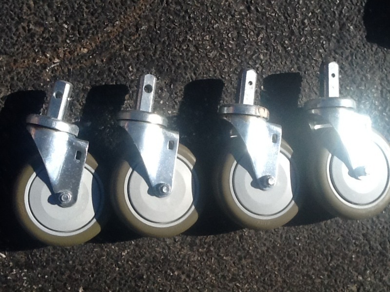 lot 37 image: Set of (4) 6  casters swivel as pictured
