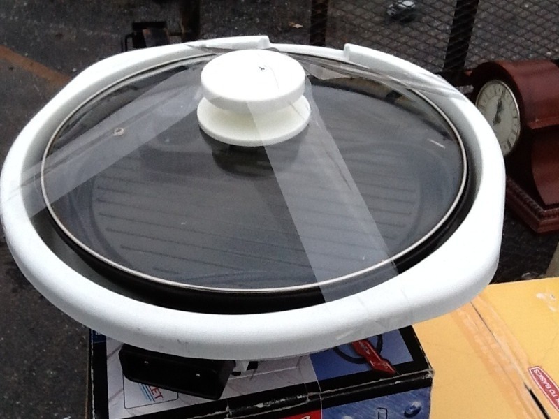 lot 8502 image: Flat countertop griddle very handy