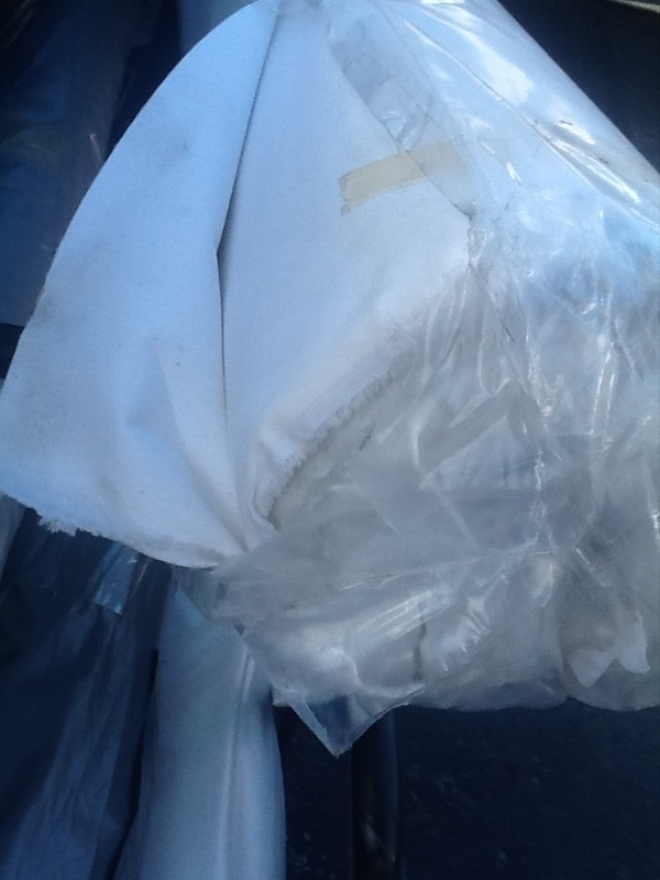 lot 157 image: 4 foot roll of vinyl as pictured large roll over 100 feet
