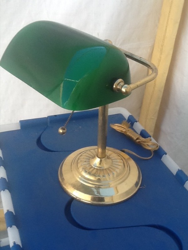 lot 174 image: Library lamp