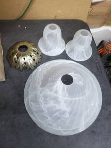 lot 5448 image: (Unbranded) Light Fixture Parts