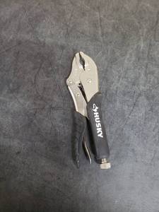 lot 6493 image: Apollo 38 in. to 1 in. 1-Hand PEX-B Pinch Clamp Tool