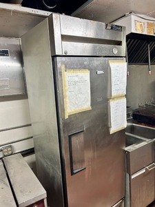 lot 2037020 image: True T-19F-HC 27 One Section Reach In Freezer w (1) Right Hinge Solid Door, 115v