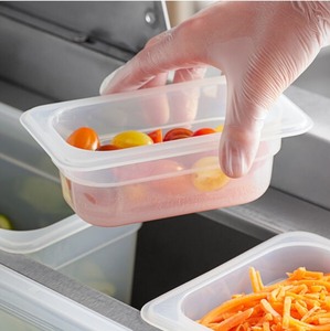 lot 2037102 image: 19 Size 2 12 Deep Translucent Polypropylene Food Pan