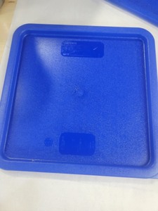 lot 2037225 image: Dark Blue Container Lids 11 x 11inches -USED