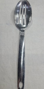 lot 2037305 image: Commercial Kitchen 10in Stainless Steel Serving Spoon with Slits