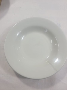 lot 3626055 image: Foodservice Narrow Dinner Salad Bowl 9in Cream White Porcelain