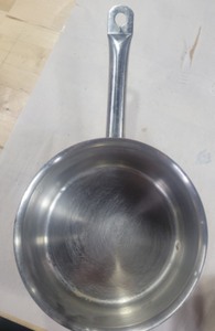 lot 3626121 image: Commercial Kitchen Stainless Steel Sauce Pan 2 12 Qt 8in