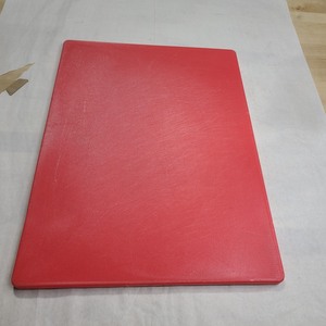 lot 3626284 image: Commercial Kitchen Large Red Cutting Board - 15x20in