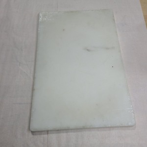 lot 3626285 image: Commercial Kitchen White Cutting Board - 17.5x12in