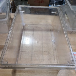 lot 3626296 image: Cambro Commercial Kitchen 18x20x9in Plastic Food Storage Bin