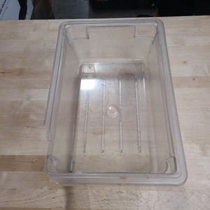lot 3626297 image: Commercial Kitchen Plastic Food Storage Bin (12x18x6in)