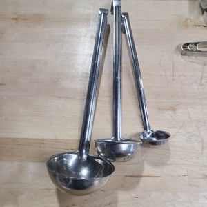 lot 3626311 image: Commercial Kitchen Stainless Steel Ladles 3 Pack