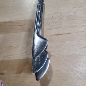 lot 3626313 image: Commercial Kitchen Stainless Steel 8in Serving Tongs 3 Pack