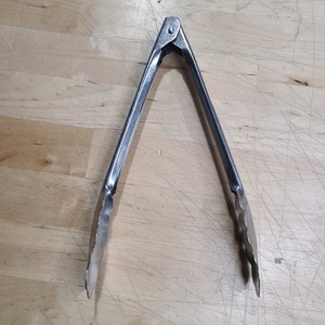 lot 3626322 image: Commercial Kitchen Stainless Steel 8in Tongs
