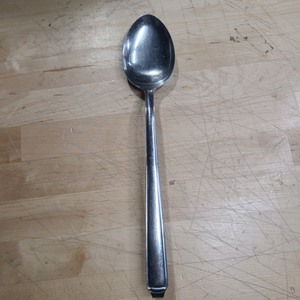 lot 3626324 image: Commercial Kitchen Stainless Steel Serving Spoon