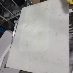 lot 3626331 image: Commercial Kitchen XL White Cutting Board 26x21.5in