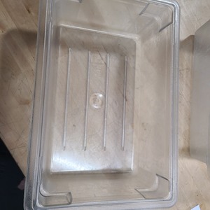 lot 3626384 image: Commercial Kitchen 12x18x6in Plastic Food Storage Bin