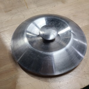lot 3626462 image: TableCraft 2-12 Gallon Stainless Steel Beverage Dispenser LID