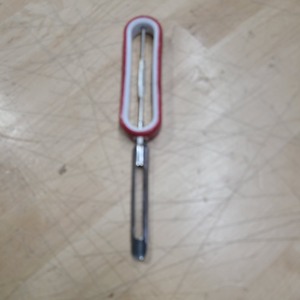 lot 3626469 image: Commercial Kitchen Stainless Steel Peeler with Handle
