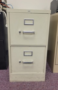 lot 3625022 image: Eggshell 2-Drawer File Cabinet 29in Long (Cosmetic Damage)