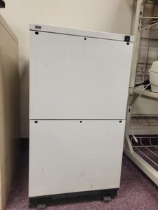 lot 3625024 image: White 2-Drawer File Cabinet 27in Long (Cosmetic Damage)
