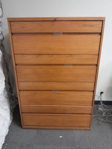 lot 3625220 image: 4 Drawer Solid Wood Locking Cabinet 54h x 37w