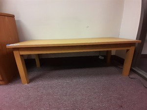 lot 3625229 image: Wood coffee table