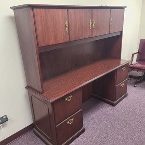 lot 3625252 image: Antique Heavy Wooden Mahogany Desk with Cabinets and Deep Drawers - (6ftx41inx6ft)