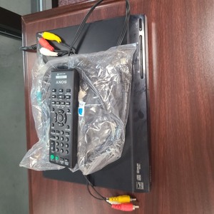 lot 3625254 image: Sony DVD Player DVP-SR510H with Cable and Remote