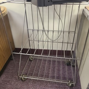 lot 3625333 image: Rolling Wire Rack with Shelf 20inL x 19inW x 28inH