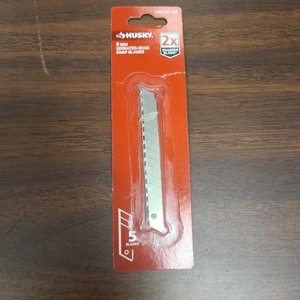 lot 3625377 image: Husky 9MM Serrated-Edge Sharp Blades 5 Pack