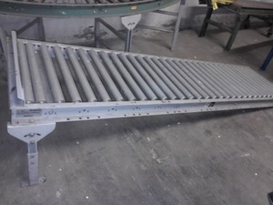 lot 3625441 image: 8 Straight Conveyor