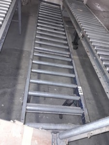 lot 3625447 image: 8 Straight Conveyor