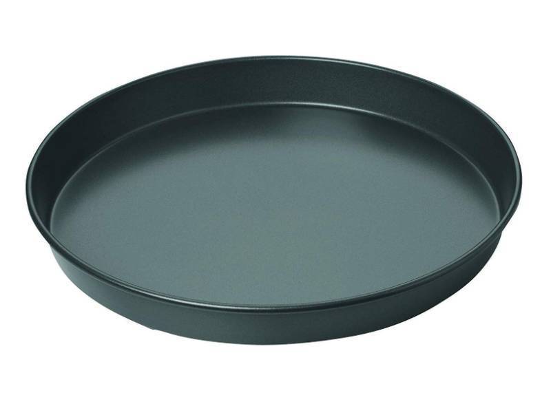 lot 41744 image: Chicago Metallic 16124 Professional Non-Stick Deep Dish Pizza Pan,14.25-Inch