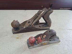 lot 4361 image: 2 hand planes