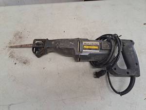 lot 4363 image: Reciprocating saw