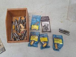 lot 4388 image: Router bits