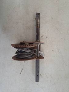 lot 4392 image: Winch