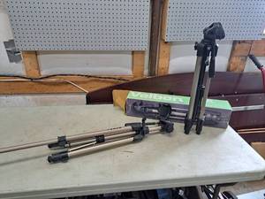 lot 4395 image: 2 tripods